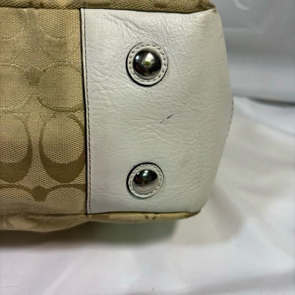 COACH signature Tan/white Shoulder Bag - Picture 7 of 12